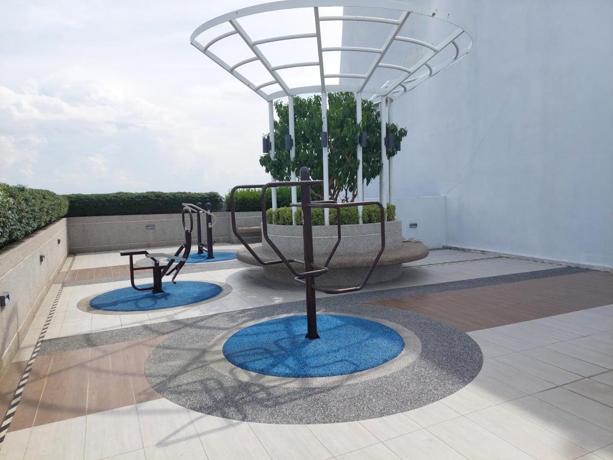 Nusa Luxurious Suite Kota Bharu Exteriör bild