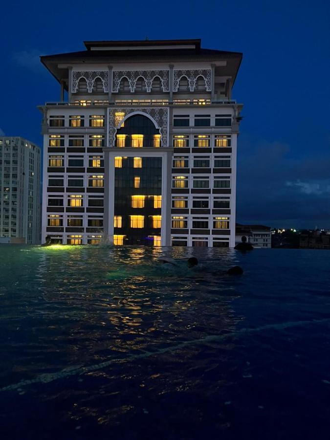 Nusa Luxurious Suite Kota Bharu Exteriör bild