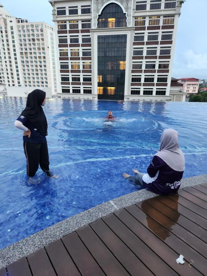 Nusa Luxurious Suite Kota Bharu Exteriör bild