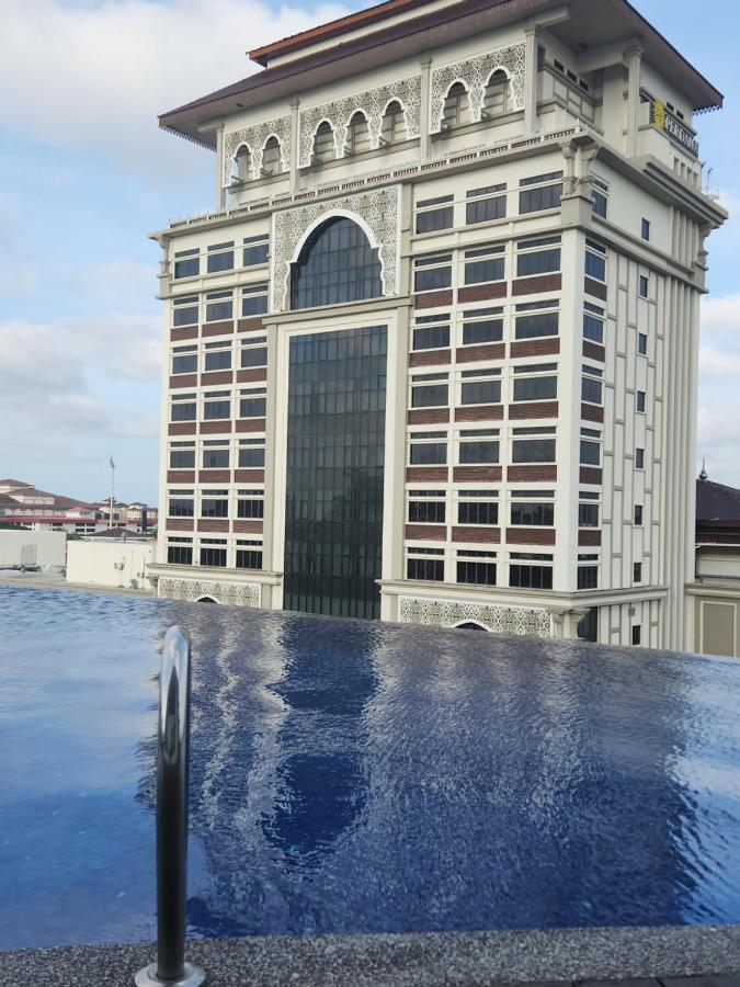 Nusa Luxurious Suite Kota Bharu Exteriör bild